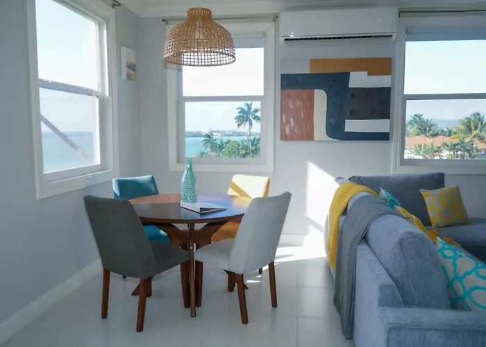 Apartment Breezy Cove In *