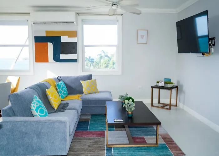 Breezy Cove In Apartment